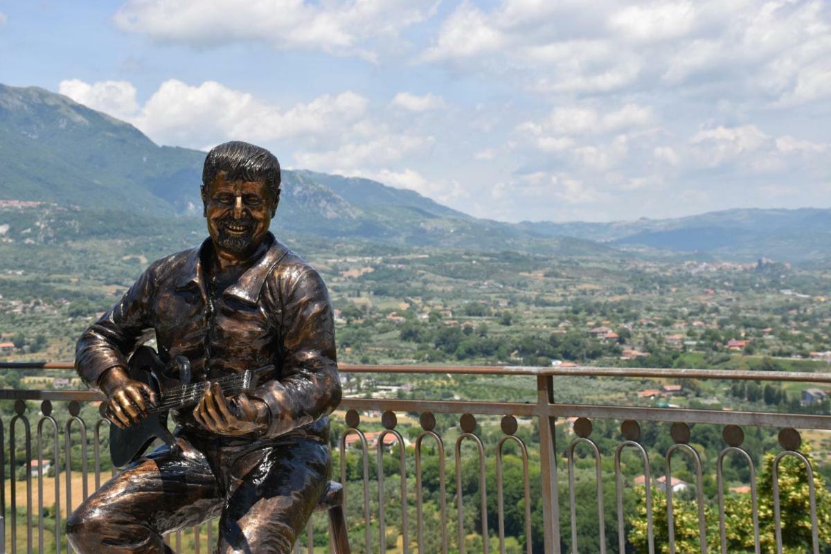 Ostello Della Gioventu Massimo Troisi Oliveto Citra Exterior foto